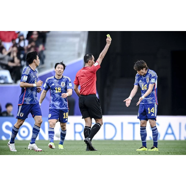 jade-crownsports.com.cn APP